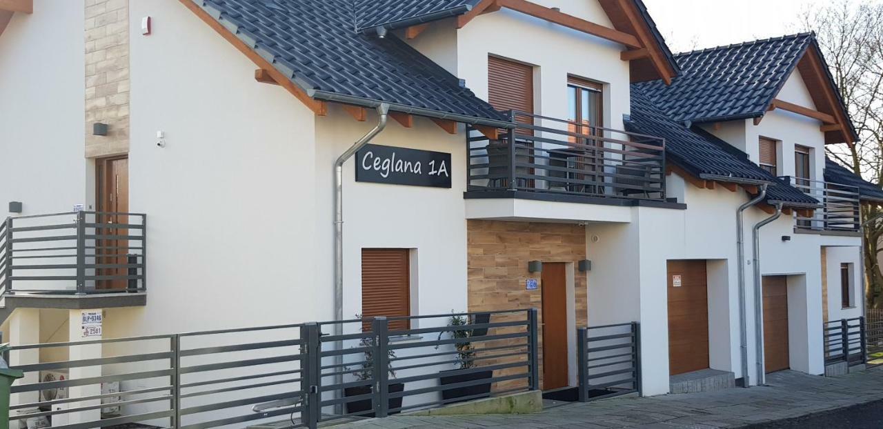 Spa Love Ceglana 1 A Sauna,,Jaccuzi Dla Dwojga Na Wylacznosc Ζιελόνα Γκόρα Εξωτερικό φωτογραφία
